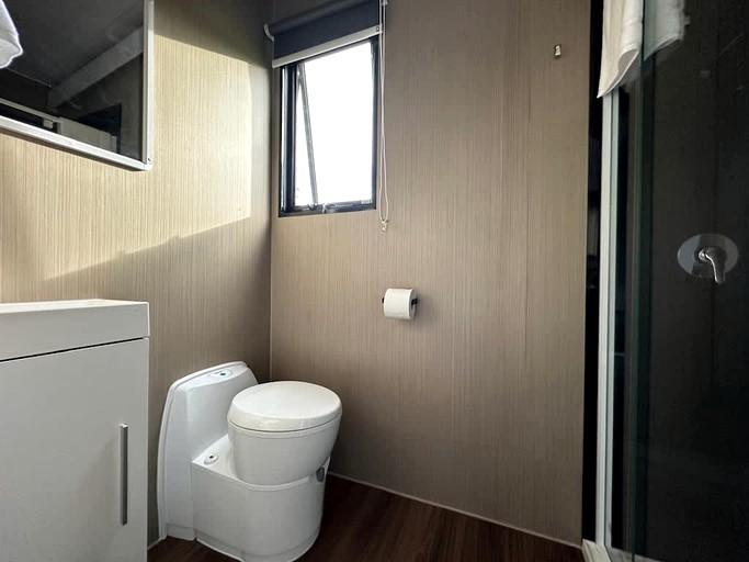 Tiny Houses (Australia, Myrrhee, Victoria)