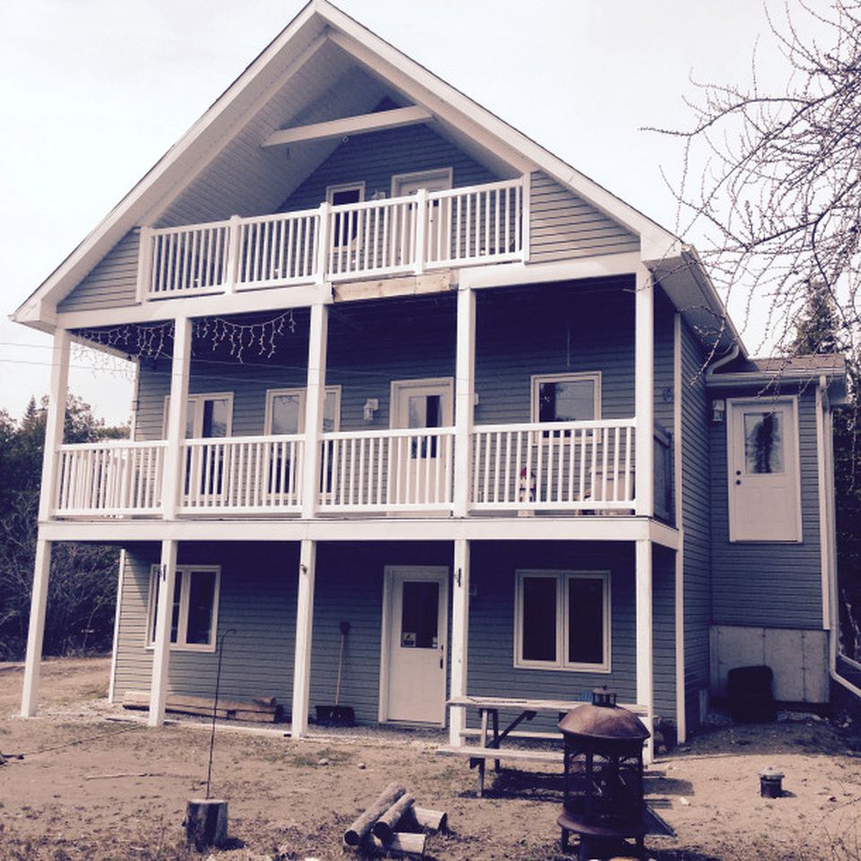 Beach Houses (Tobermory, Ontario, Canada)