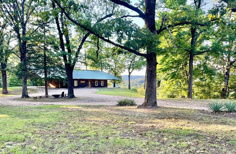 Secluded Riverfront Cabin with Bluff Views, Gated Privacy & Scenic Trail Access in Tahlequah, Oklahoma