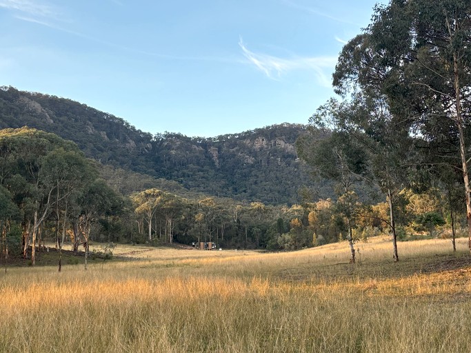 Tiny Houses (Australia, --, --)