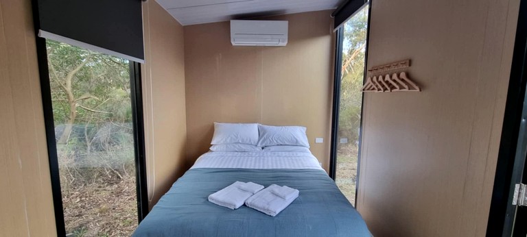Vacation Rentals (Australia, --, --)