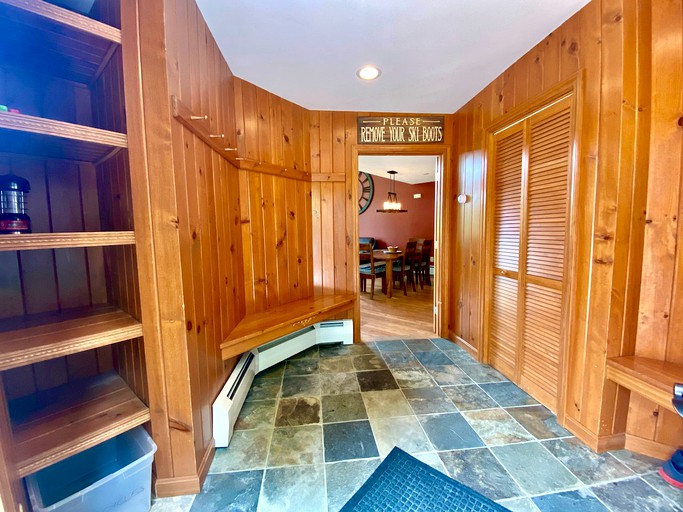 Cabins (United States of America, --, New Hampshire)