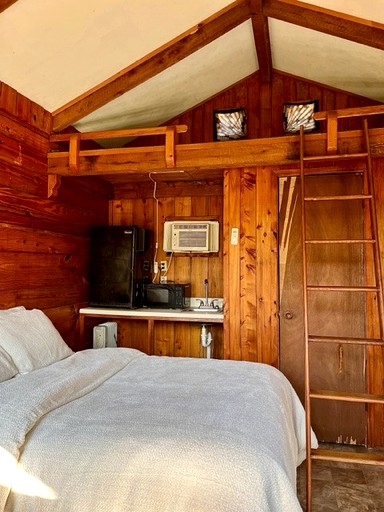 Cabins (United States of America, Blountstown, Florida)