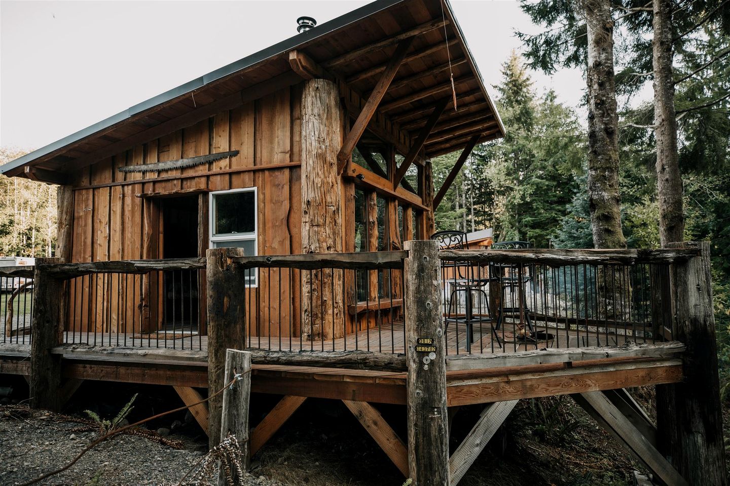 Cozy Log Cabin with Wood-Burning Stove and Private Deck on the Olympic Peninsula, Washington