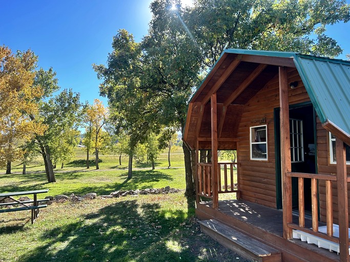 Cabins (United States of America, Sturgis, South Dakota)