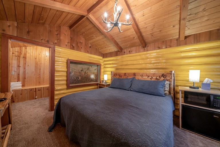 Log Cabins (United States of America, Ashton, Idaho)