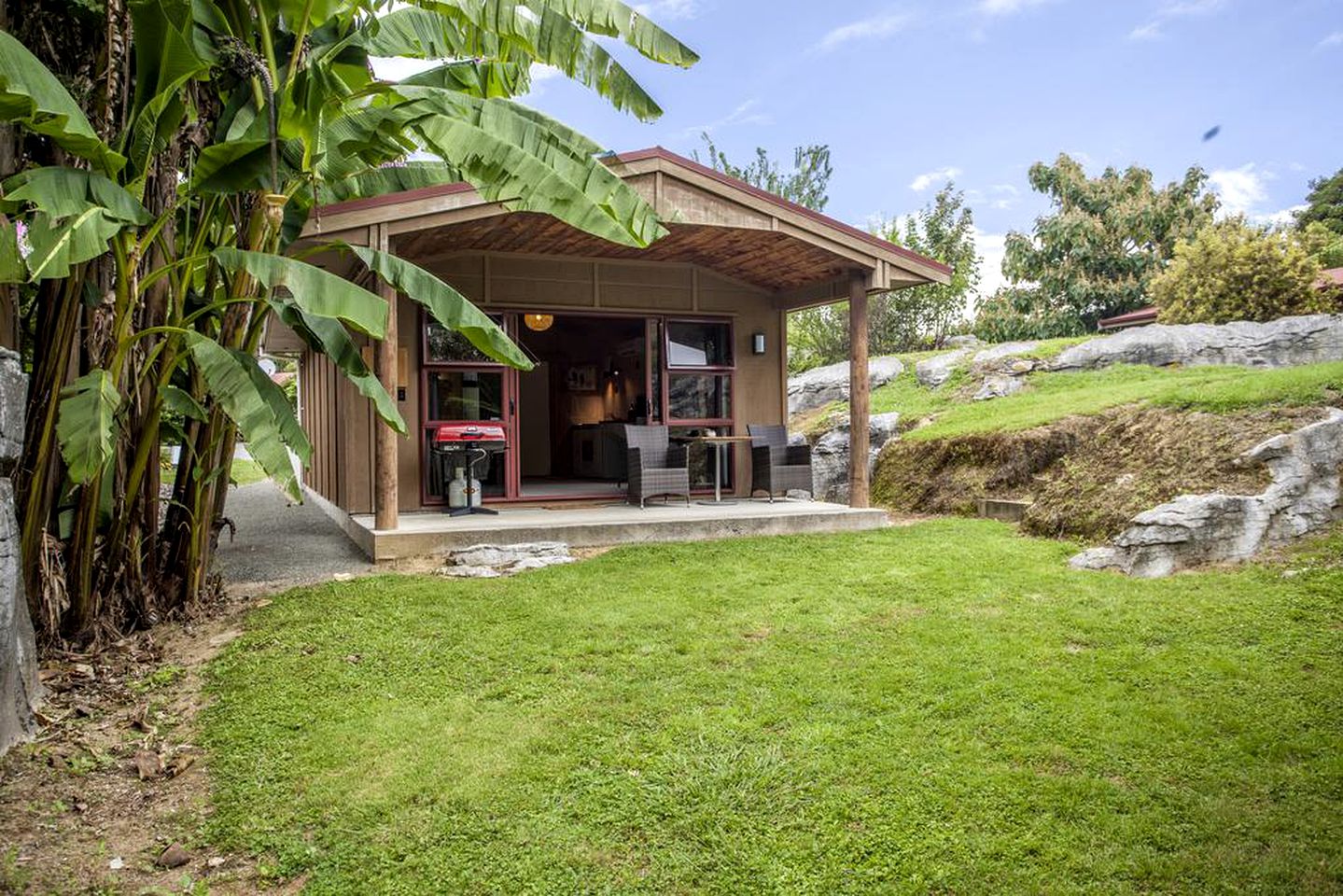 Cabins (Takaka, South Island, New Zealand)
