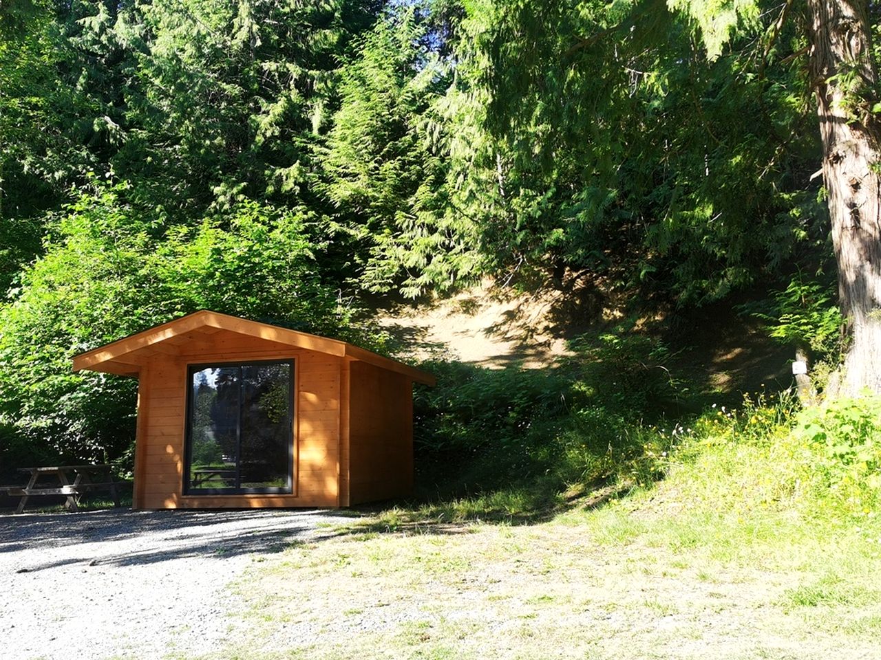 Enjoyable Cabin Surrounded by Trees in Nanaimo, British Columbia