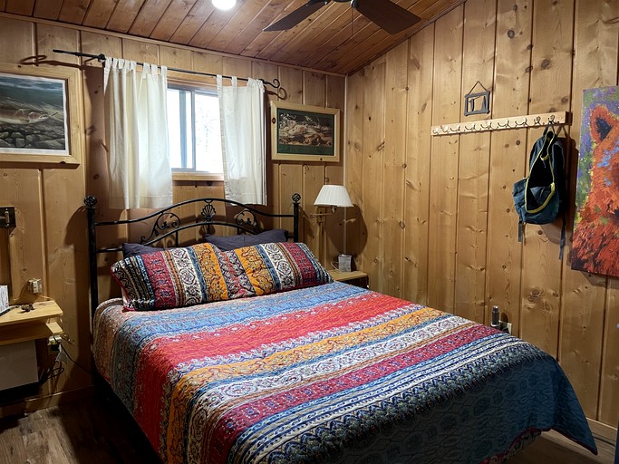 Cabins (United States of America, --, Idaho)