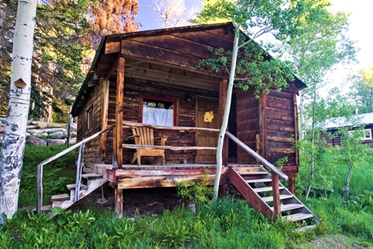 Cabins (United States of America, Columbine, Colorado)