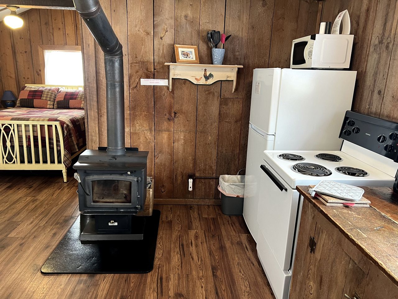 Peaceful Cabin near Medicine Bow-Routt National Forest in Clark, Colorado