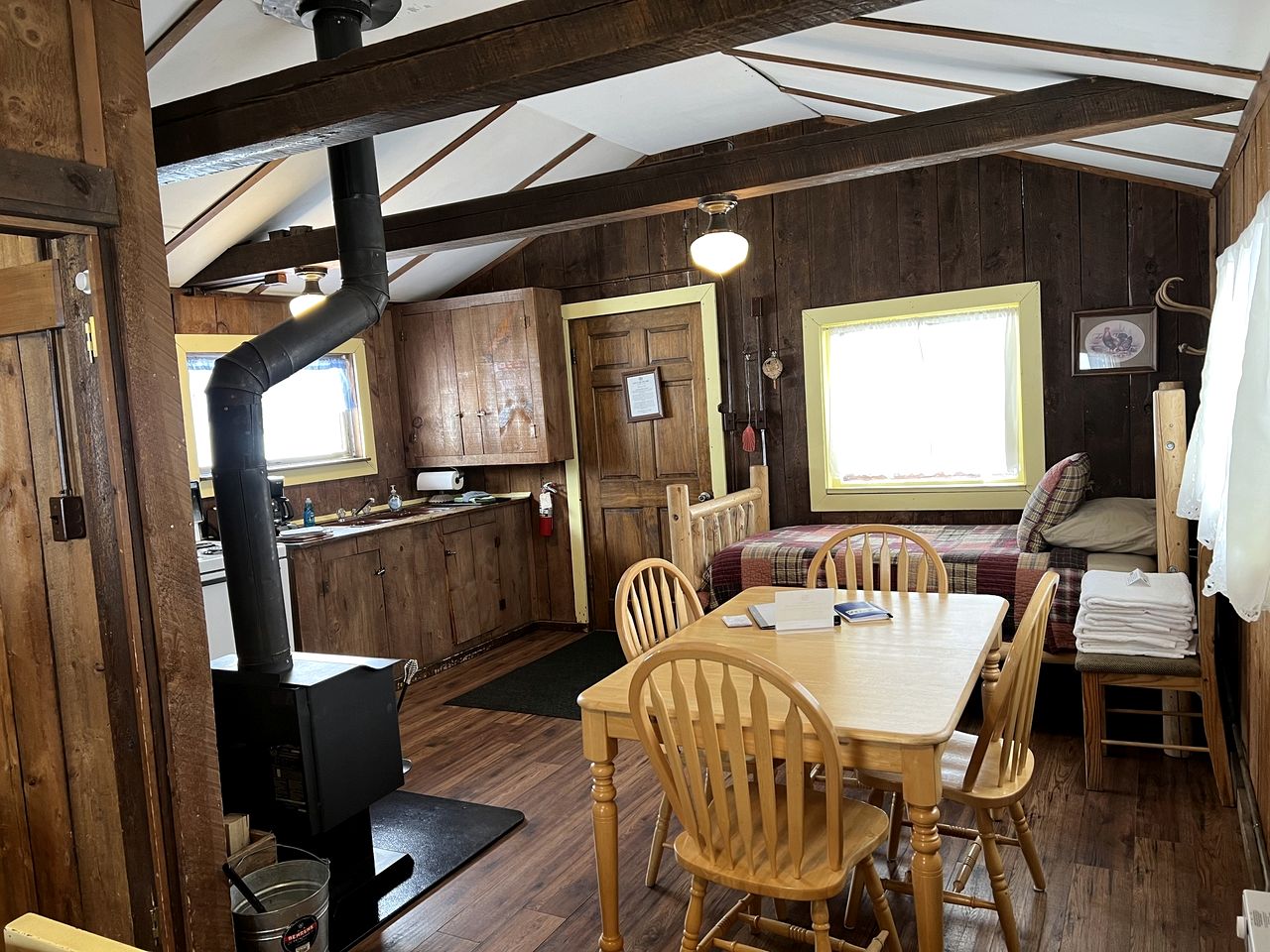 Peaceful Cabin near Medicine Bow-Routt National Forest in Clark, Colorado