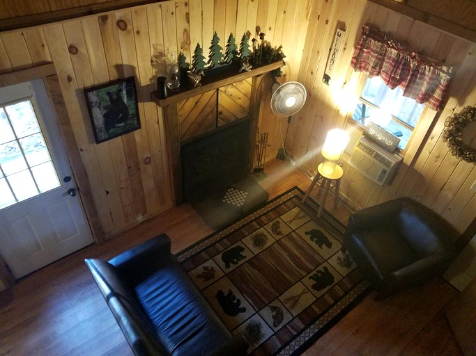 Cabins (United States of America, Lakemont, Georgia)