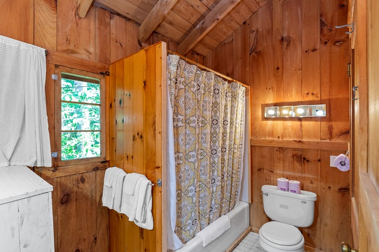 Cabins (United States of America, Lyme, New Hampshire)