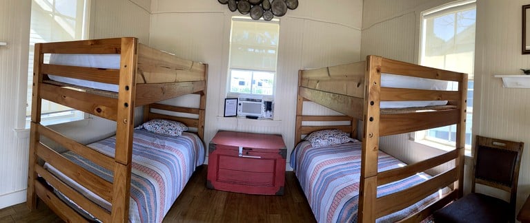 Cabins (United States of America, Bradenton, Florida)