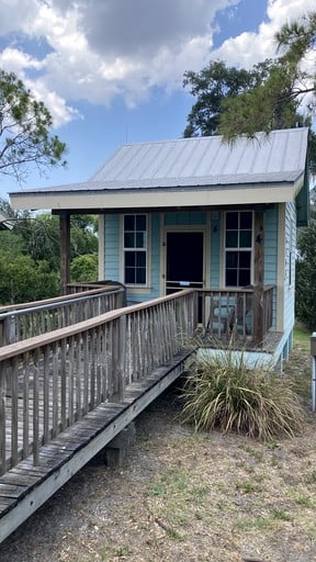 Cabins (United States of America, Bradenton, Florida)