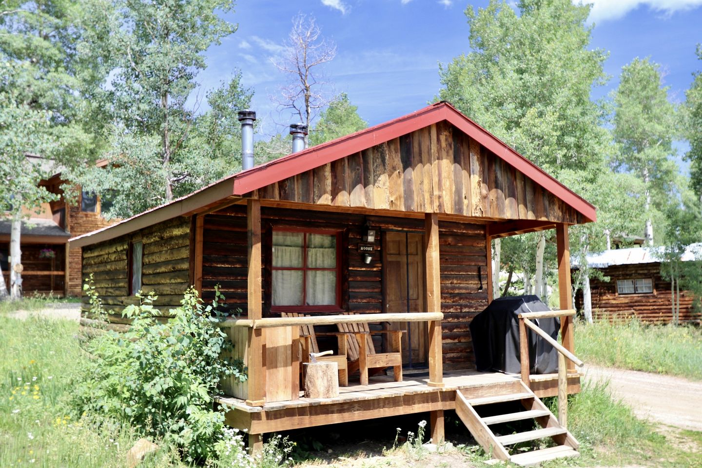 Cabins (United States of America, Columbine, Colorado)