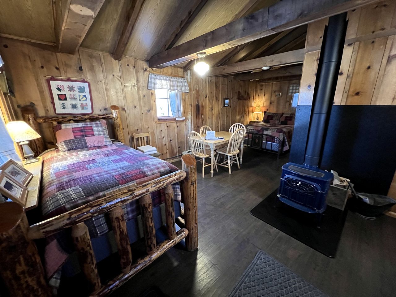 Charming Cabin Rental near Hot Springs in Howelsen Hill Ski Area, Colorado