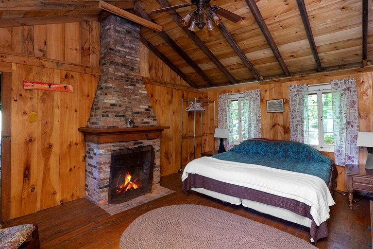Cabins (United States of America, Lyme, New Hampshire)