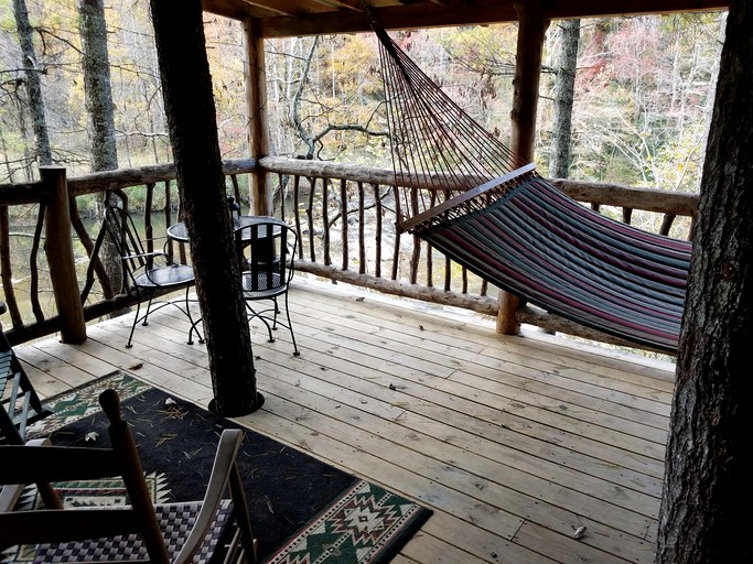 Cabins (United States of America, Lakemont, Georgia)