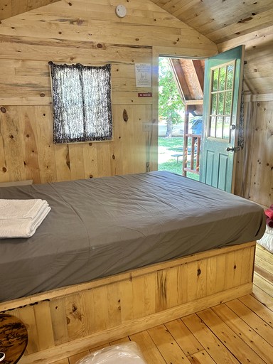 Cabins (United States of America, Sturgis, South Dakota)