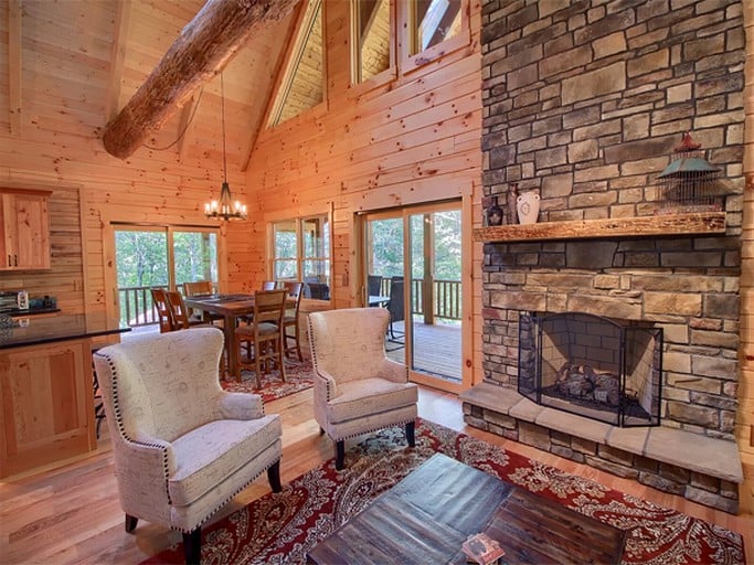 Log Cabins (Logan, Ohio, United States)