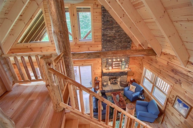 Log Cabins (Logan, Ohio, United States)