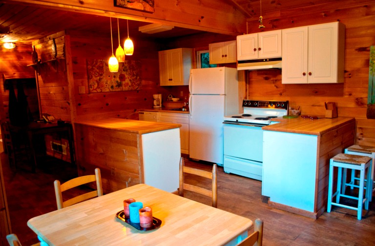 Cabins (Hocking Hills, Ohio, United States)
