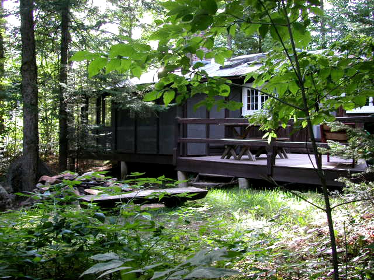 Cabins (Indian Lake, New York, United States)