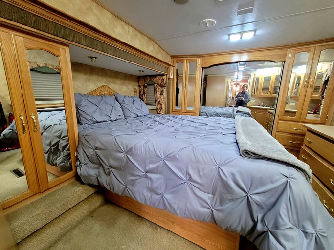 Caravans (United States of America, Del Rio, Tennessee)