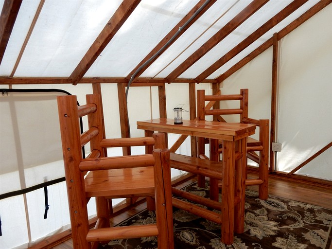Safari Tents (United States of America, Belfair, Washington)