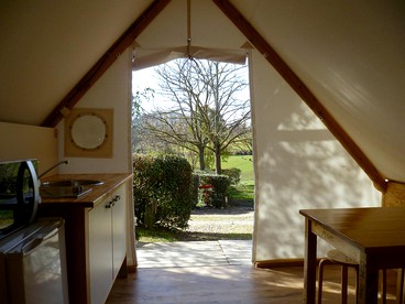Tented Cabins (Cassagnabère-Tournas, Occitanie, France)