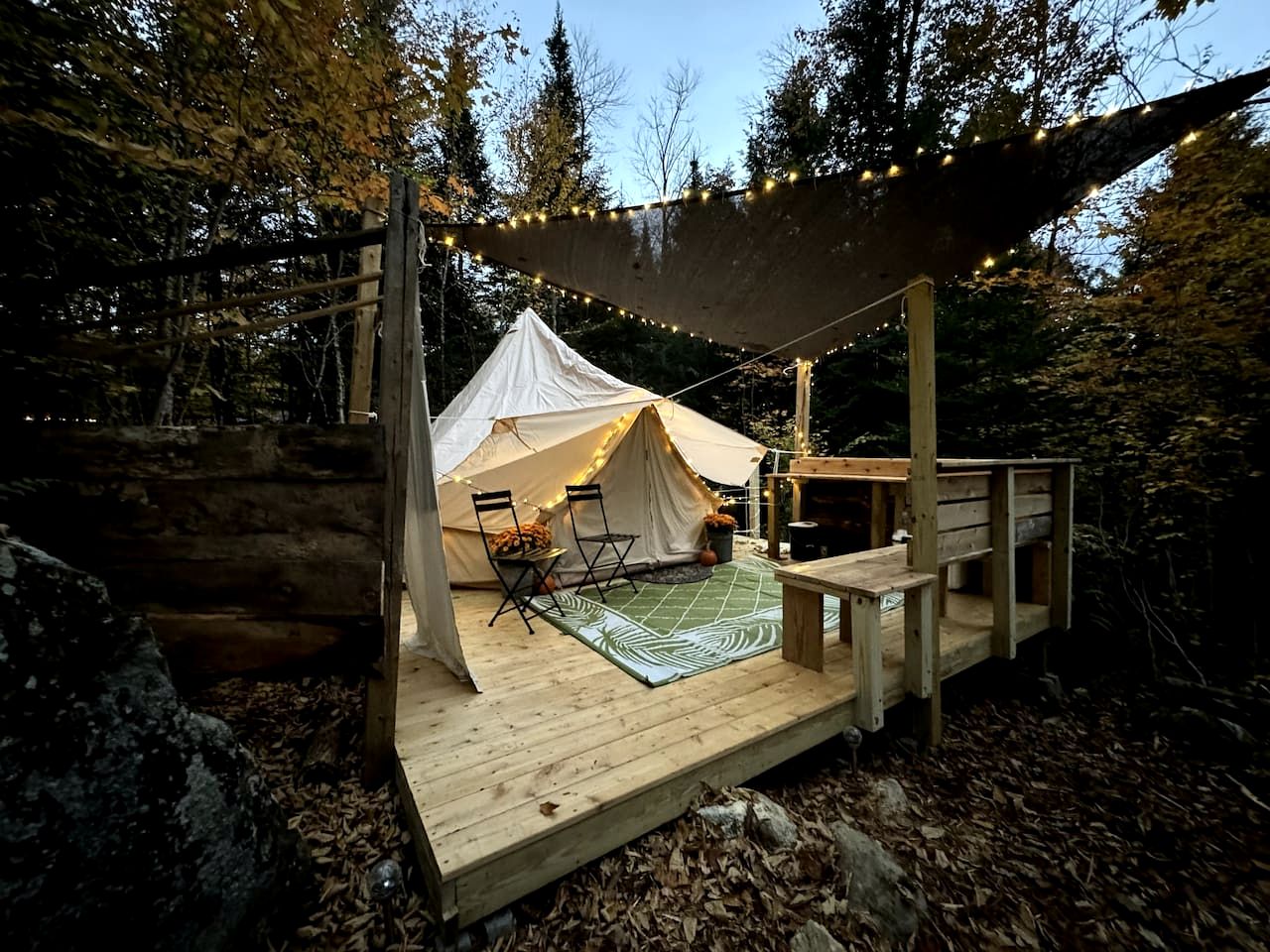 Peaceful Bell Tent with Sauna near the Lamoille Valley Rail Trail, Perfect for a Tranquil Glamping Retreat in VT