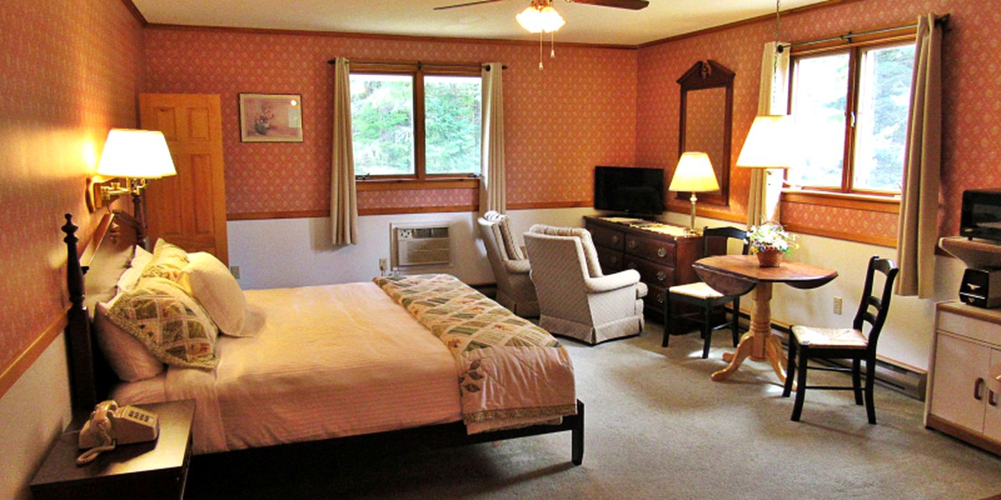 Nature Lodges (Twin Mountain, New Hampshire, United States)