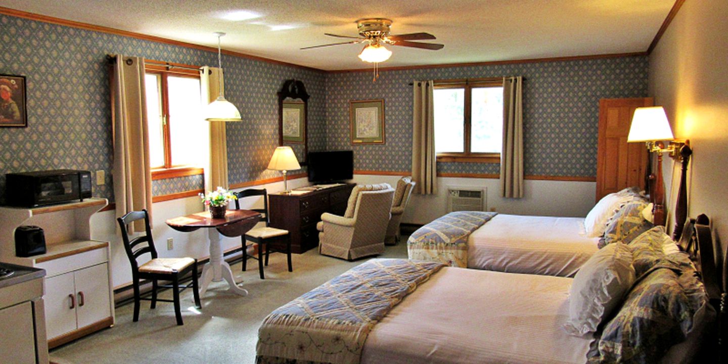 Nature Lodges (Twin Mountain, New Hampshire, United States)
