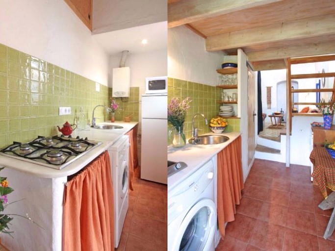 Cottages (Los Caños de Meca, Andalusia, Spain)