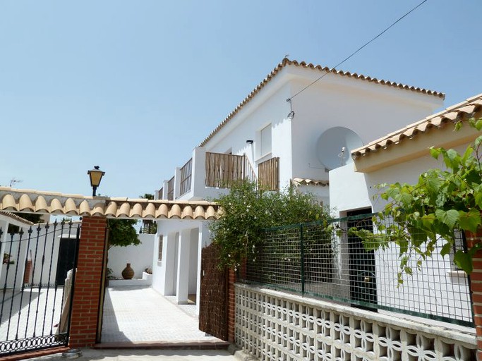 Cottages (Los Caños de Meca, Andalusia, Spain)