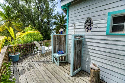 Cottage Bahamas (Governor's Harbour, North Eleuthera, Bahamas)