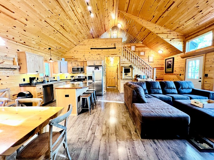 Cabins (United States of America, --, Wisconsin)