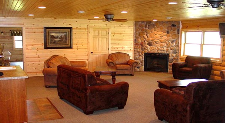 Cabins (Whalan, Minnesota, United States)