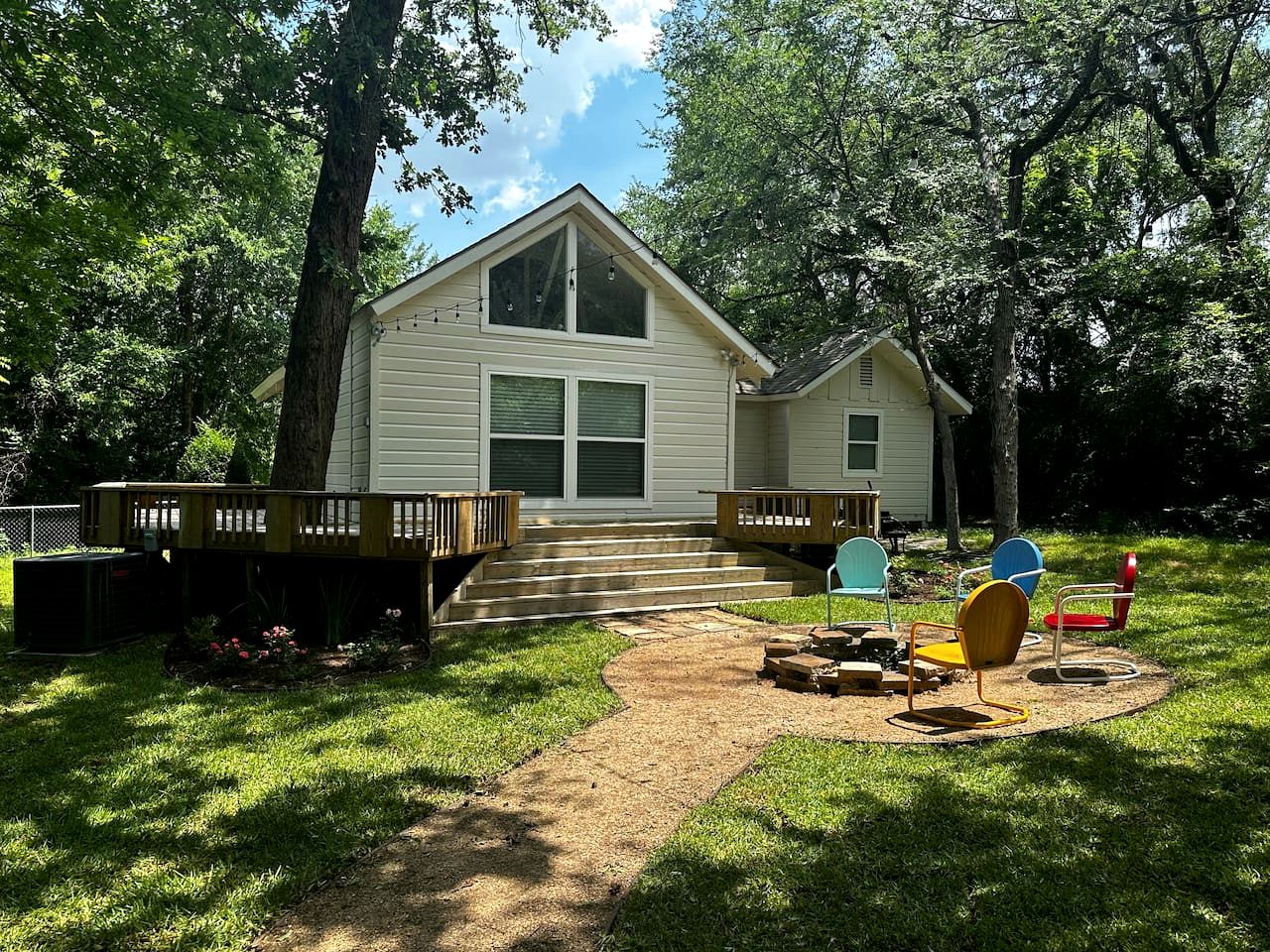 Charming Farmhouse Escape with Trails & Pond in College Station, Texas