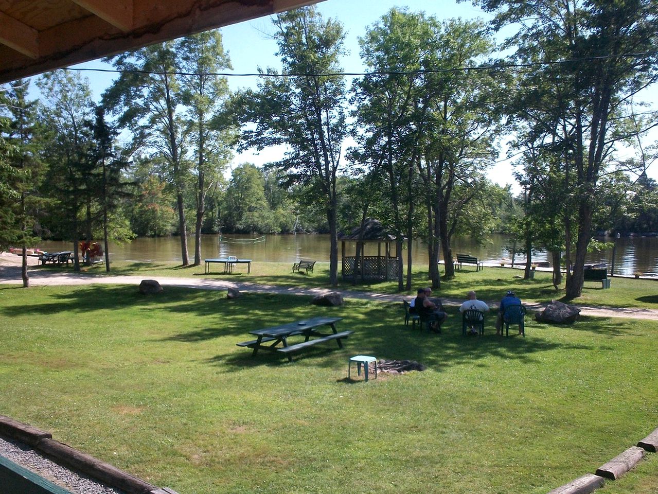 Cottages (Callander, Ontario, Canada)