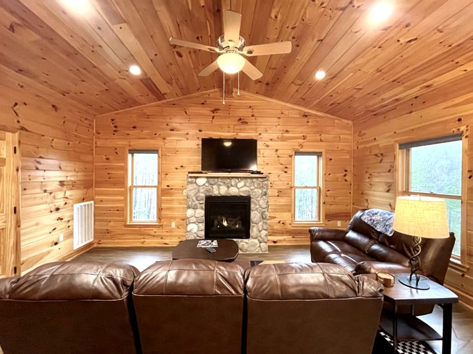 Cabins (United States of America, Tellico Plains, Tennessee)