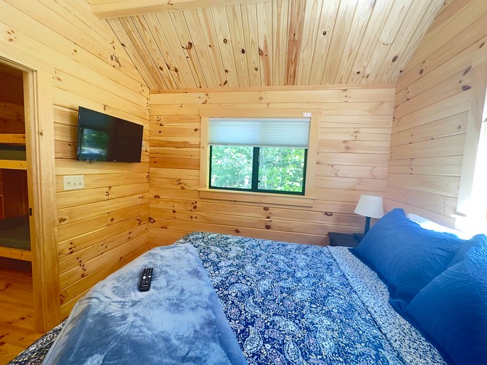 Cabins (United States of America, Steuben, Maine)