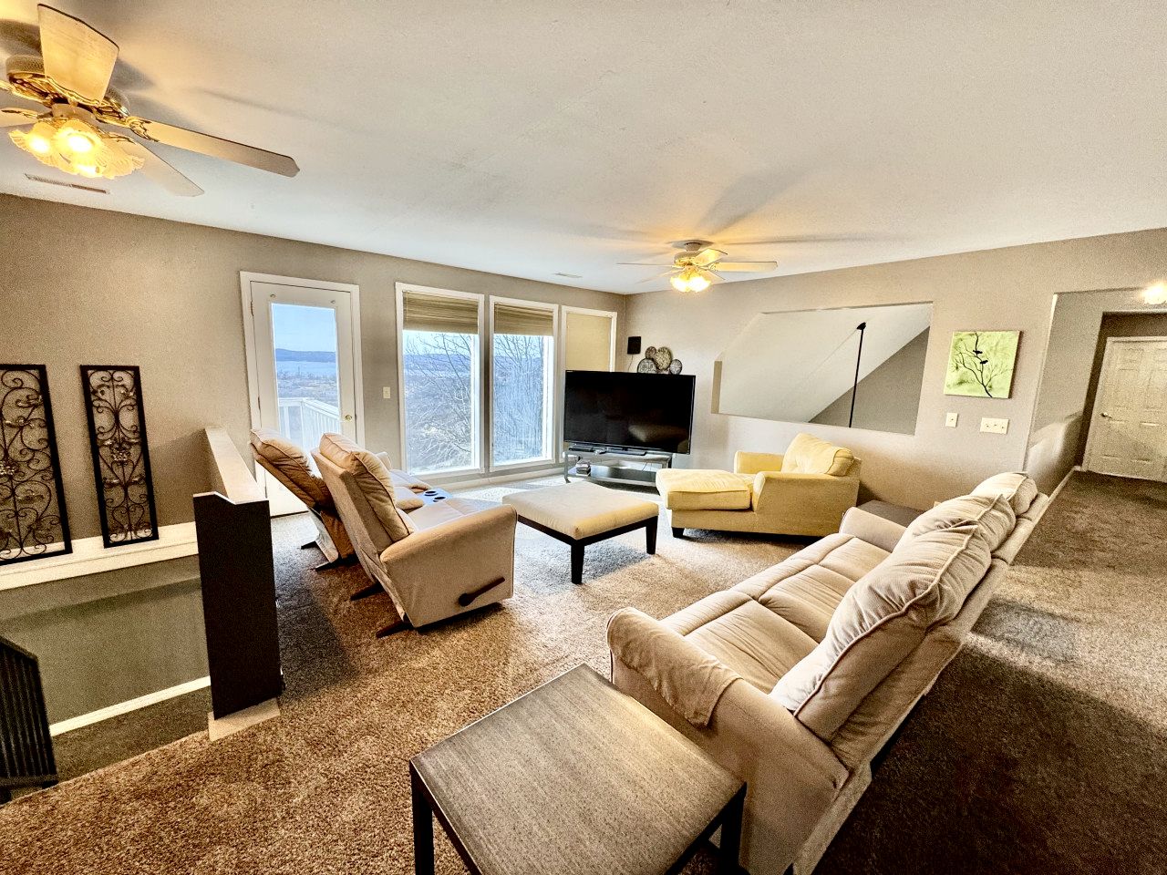 Charming Villa Ideal Escape for Big Groups in Branson, Missouri