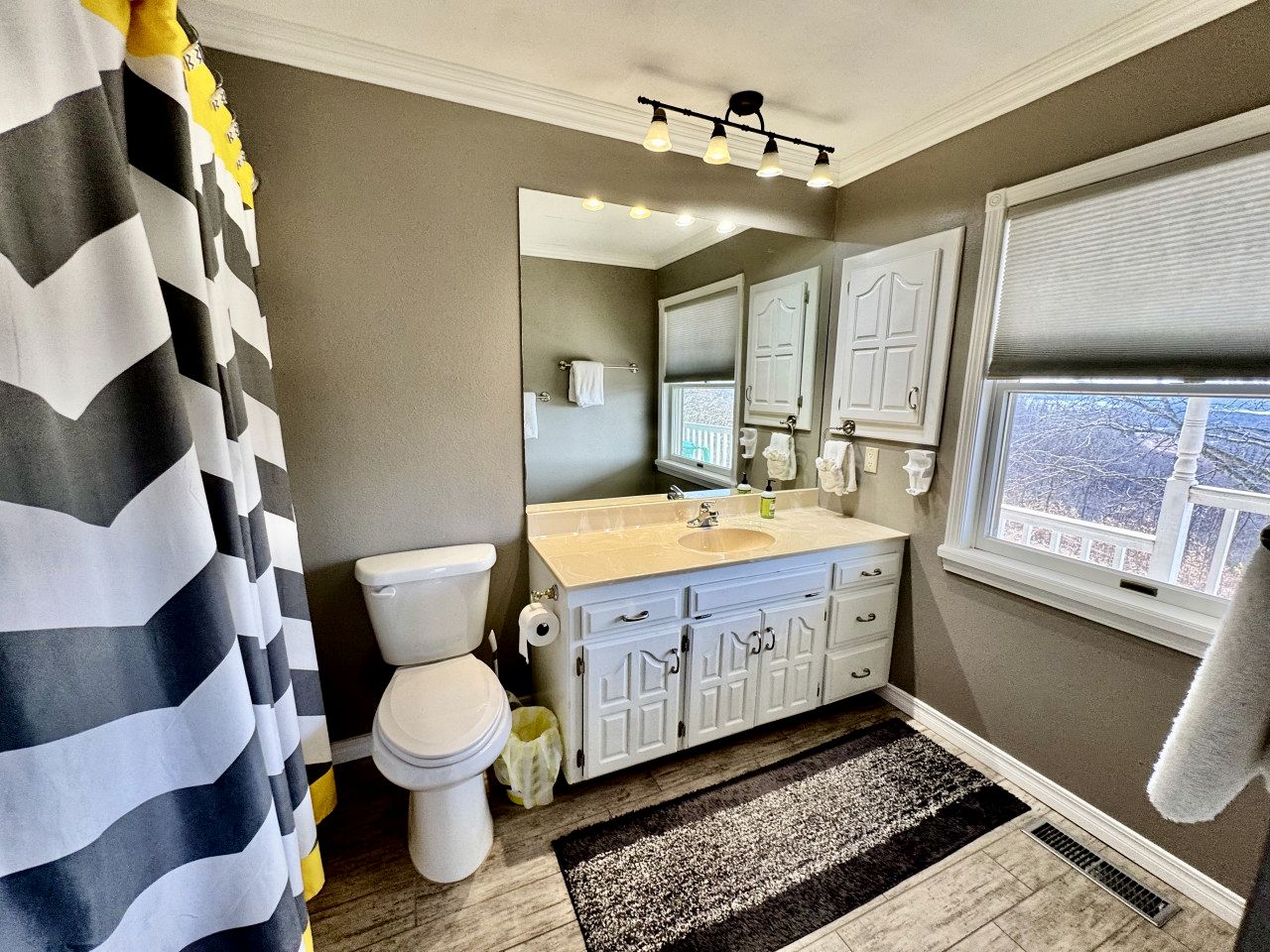 Charming Villa Ideal Escape for Big Groups in Branson, Missouri