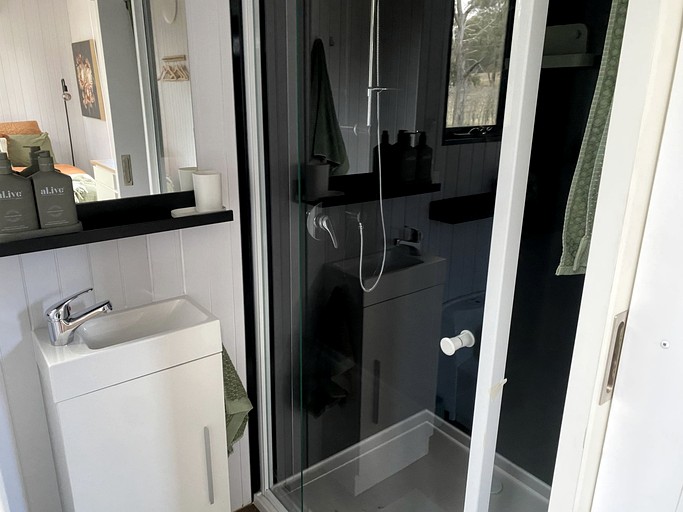 Tiny Houses (Australia, Springmount, Victoria)