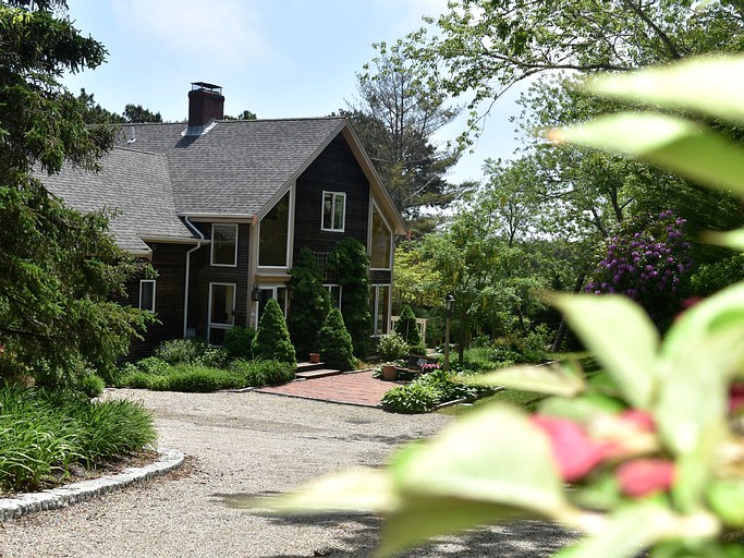 Luxury cottage camping Cape Cod