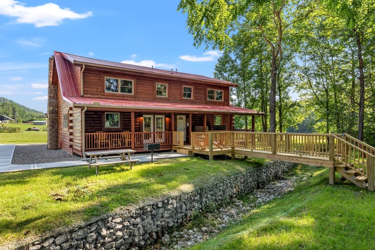 Log Cabins (United States of America, Stanton, Kentucky)