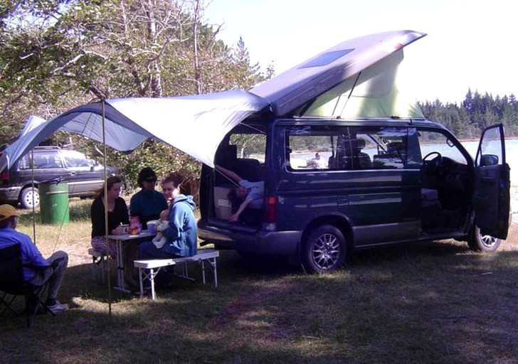 Caravans (Auckland, North Island, New Zealand)